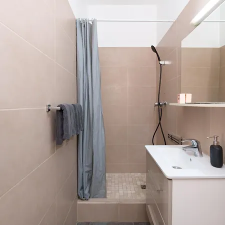 Apartamento Le Cocon - Hypercentre Antibes, Netflix, Clim