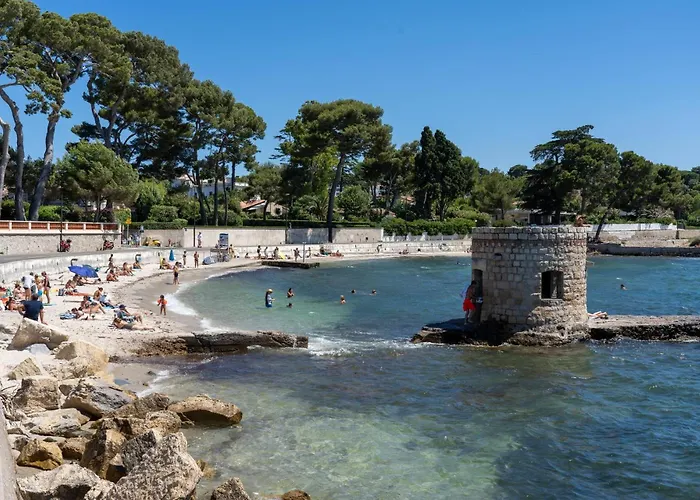 Le Cocon - Hypercentre Antibes, Netflix, Clim *